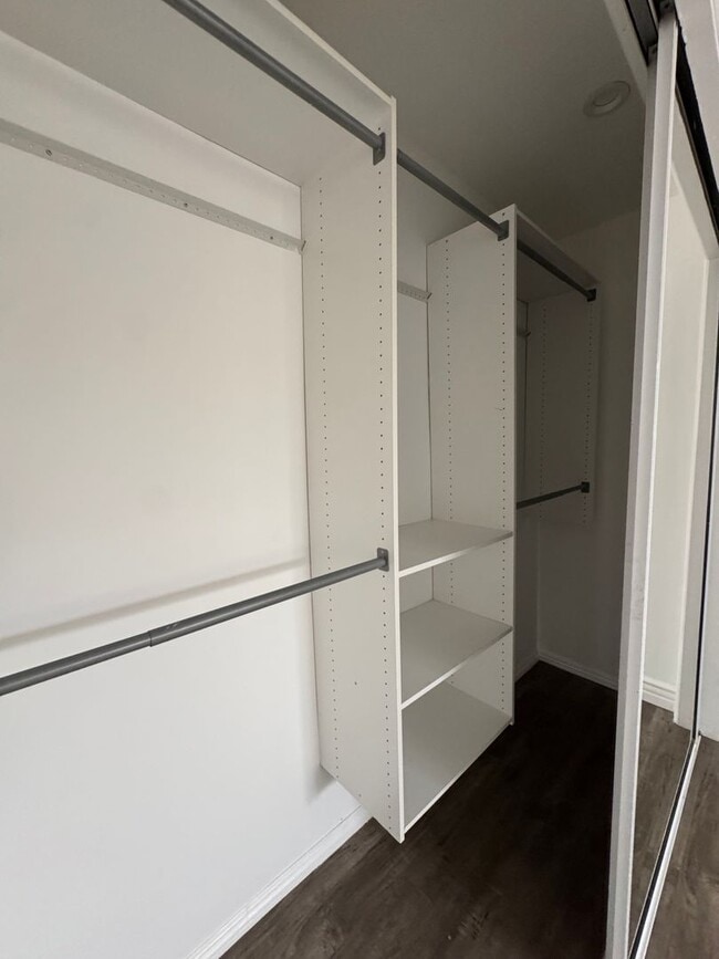 Photo - 337 Rexford Dr Unit 337 S Rexford Dr  2