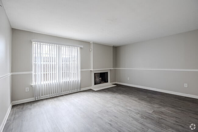 2BR, 1.5BA - 1350SF - Living Room