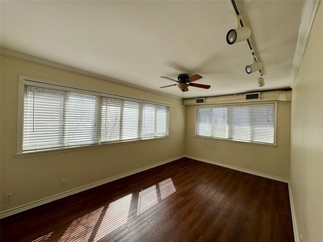 1509 Shoal Creek Blvd