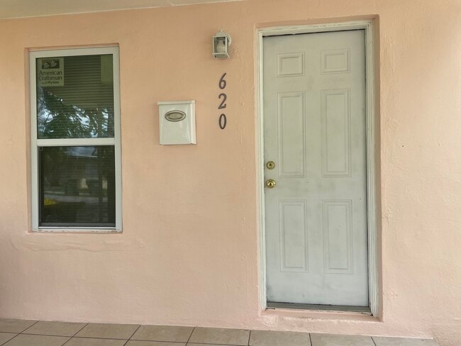 Photo - 620 SW 8th Ave