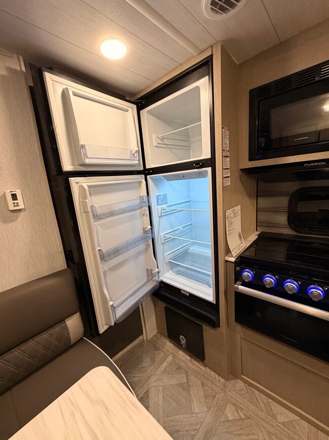 Photo - 4245 SW 20th St