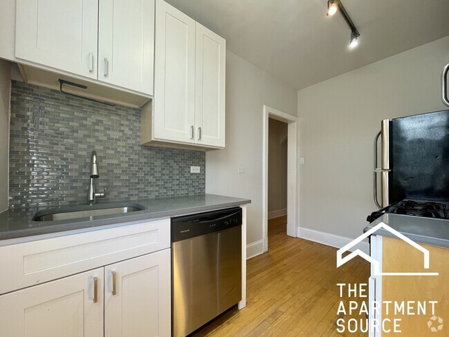 Building Photo - 2315 N Rockwell St Unit A3 Rental