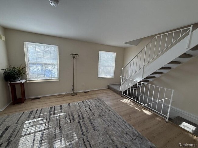 Photo - 1437 Mariner Dr