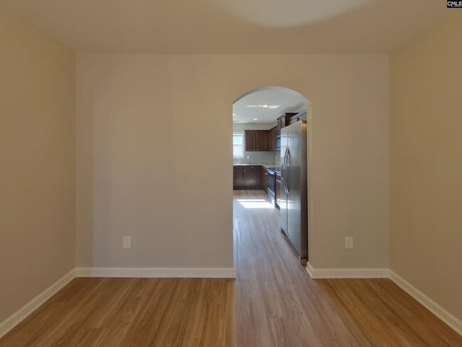 Photo - 919 Dovefield Ln