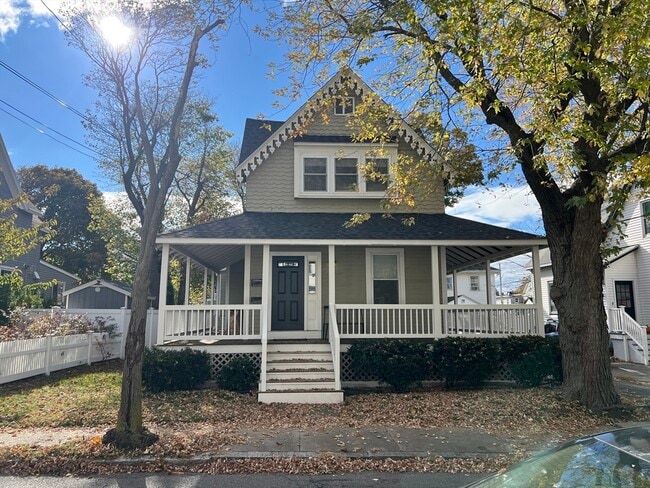 Building Photo - 21 Hawthorn Ave Unit 2