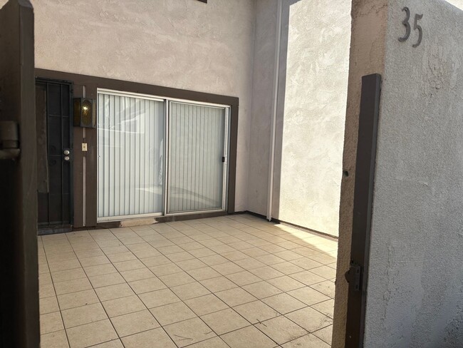 3333 El Encanto Ct