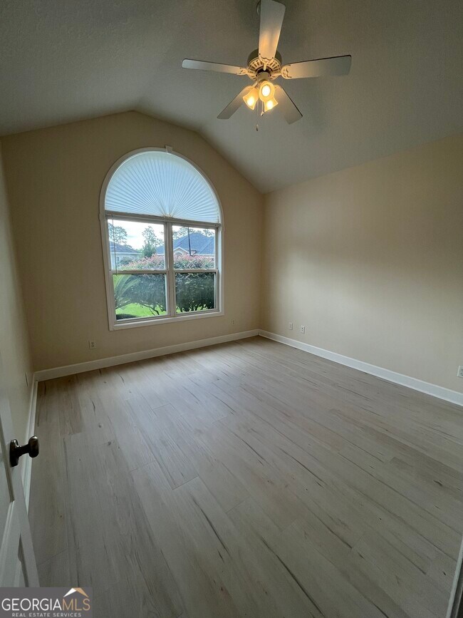 Photo - 162 Austin Ryan Dr