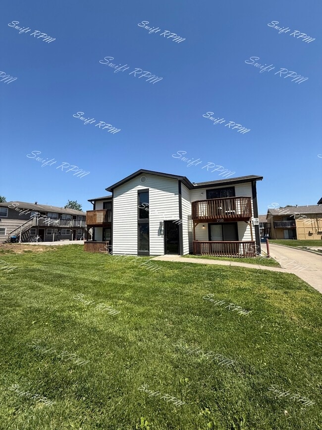 Photo - 718 W 25th St
