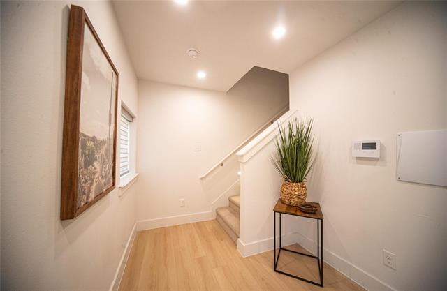 236 Urbane Crst Dr