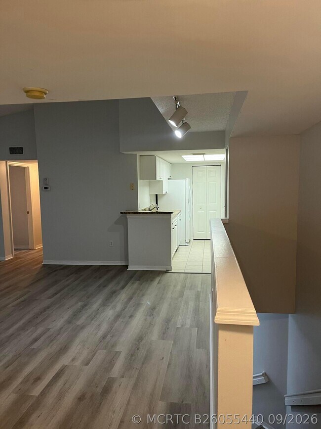 Photo - 1200 Crestwood Ct S Unit 1206