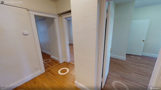 Photo - 1965 Commonwealth Ave