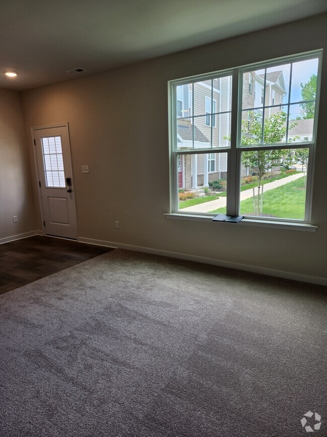 Building Photo - 4055 Grand Reserve Ln Rental