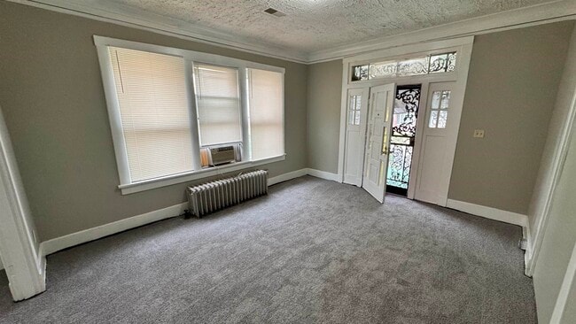 Photo - 1114 Azalia St