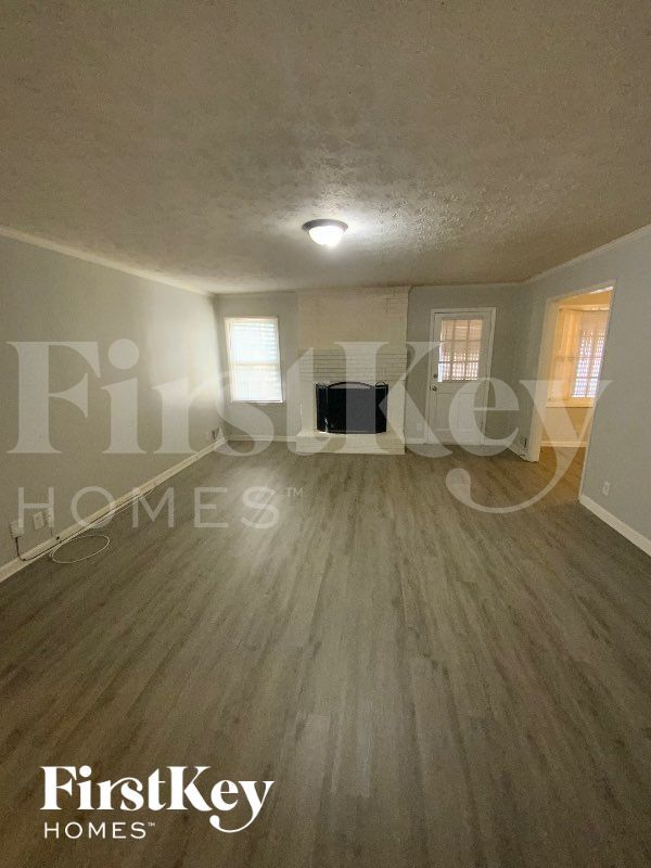 Photo - 4005 Huddersfield Dr SW