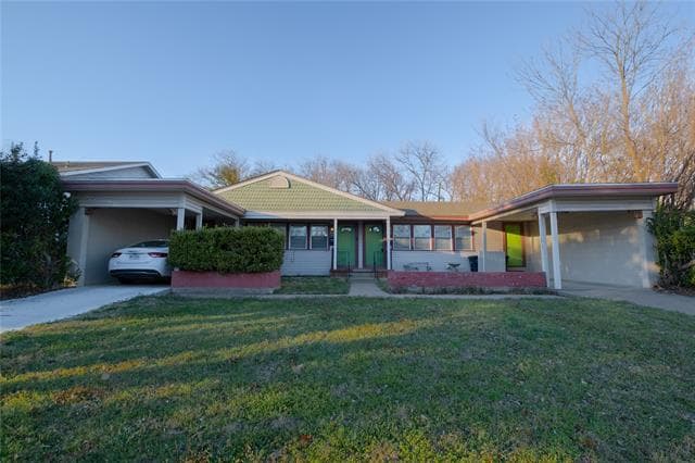 Building Photo - 3908 Dexter Ave