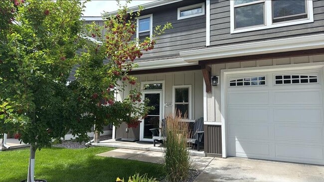 Building Photo - 2485 Aspen Grv Rental