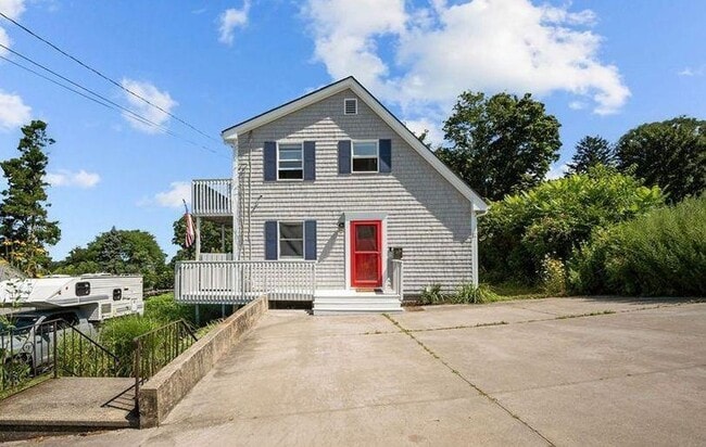 Building Photo - 98 Hobson Ave