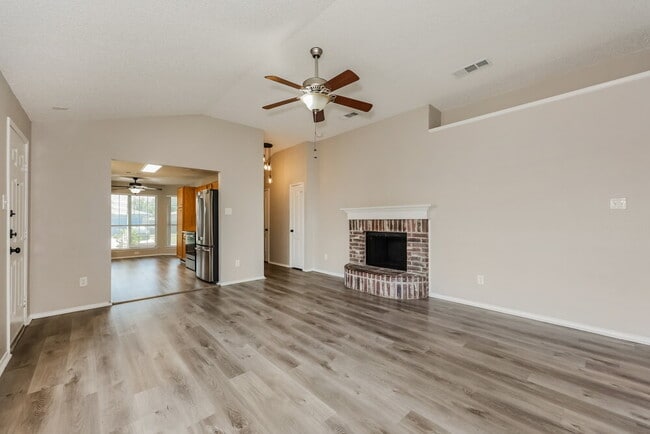 5904 Heatherglen Terrace