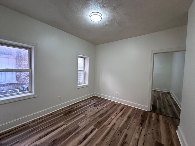 Building Photo - 155 S Duke St Unit Apt. D