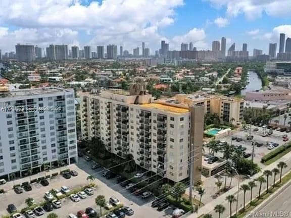 Photo - 2903 N Miami Beach Blvd Unit 806
