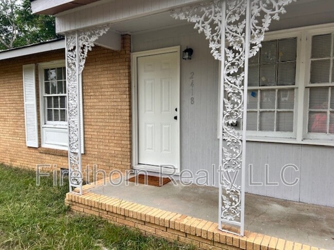 Photo - 2418 Sumac Dr