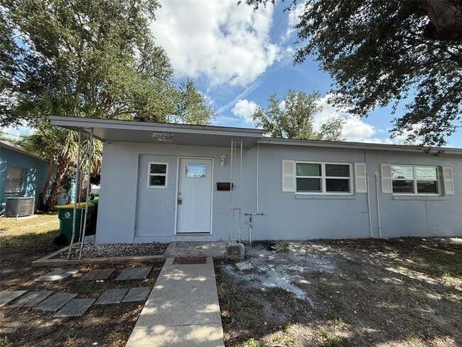Building Photo - 21282 Coulton Ave Rental