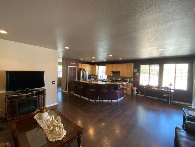 Photo - Beautiful Single Story 3 Bedroom 2 Bath! WITH SOLAR!