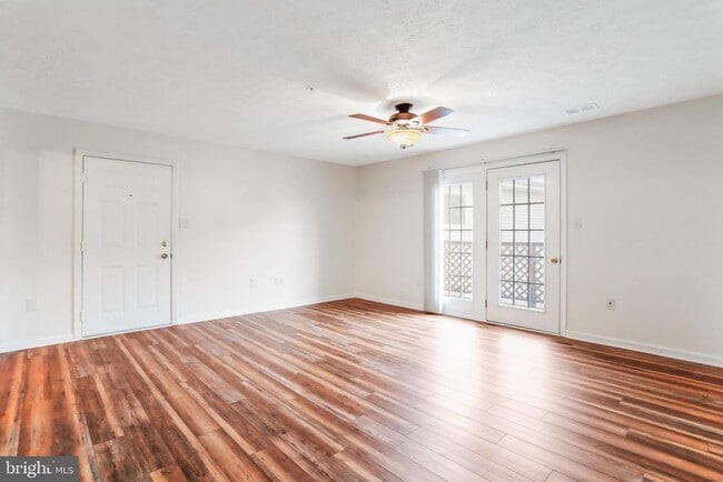 Photo - 145 Hailey Ln Unidad F-11