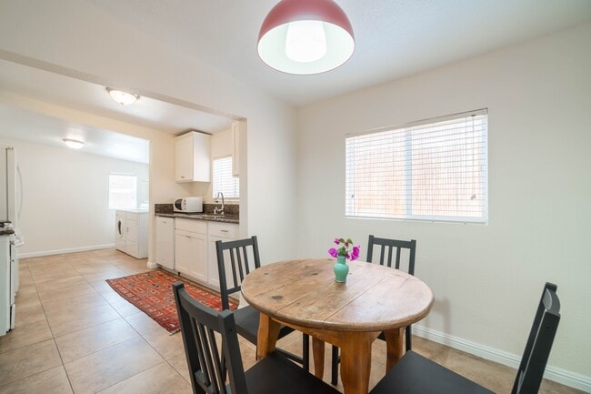 Photo - 1809 W 37th Pl