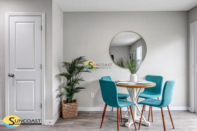 Photo - 9532 Hood Rd