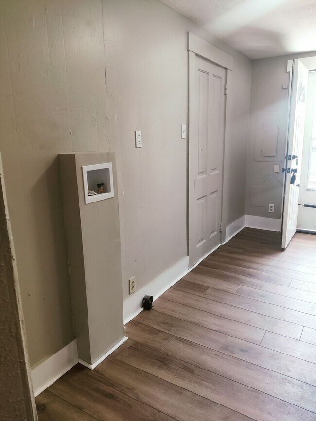 Photo - 205 E College St Unidad 205-C