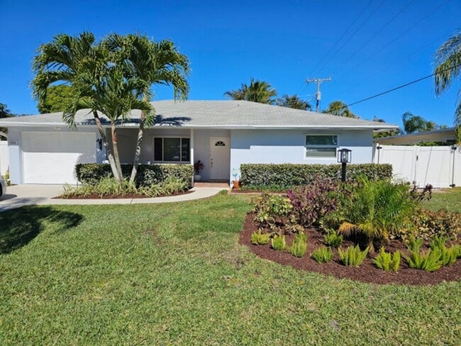 Photo - 355 Franklin Rd