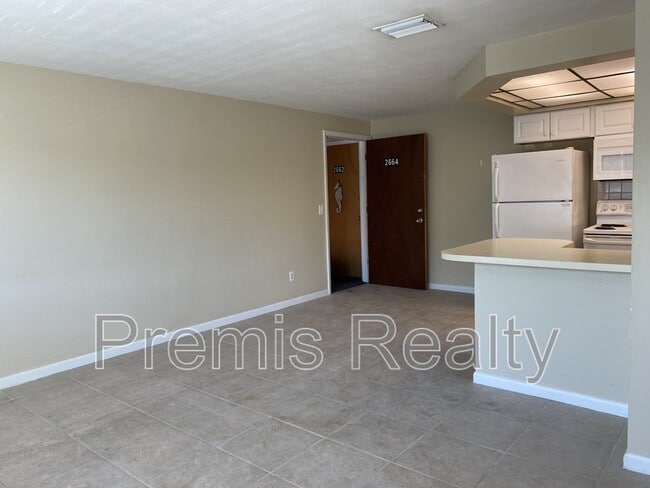 Photo - 2664 St Joseph Dr