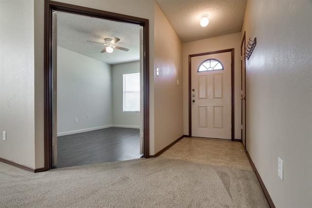Photo - 8211 Leaning Oak Ct