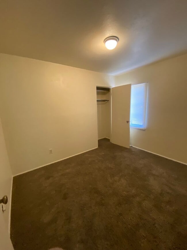 Photo - Beautiful 3 Bedroom Home! Available Now!