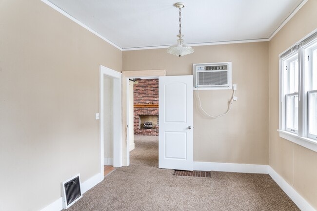 Photo - 712 W 22nd St