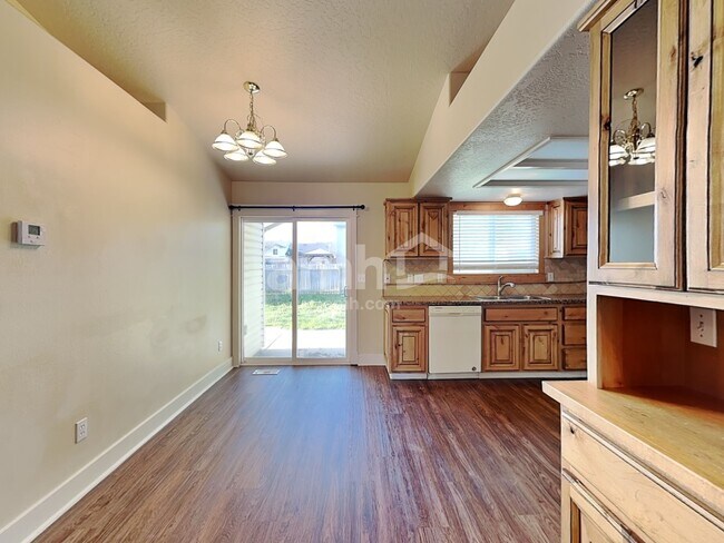 Photo - 199 E Striped Owl Dr