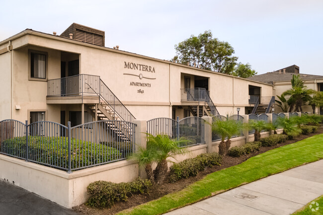 Monterra Apartment Homes - Monterra Apartment Homes