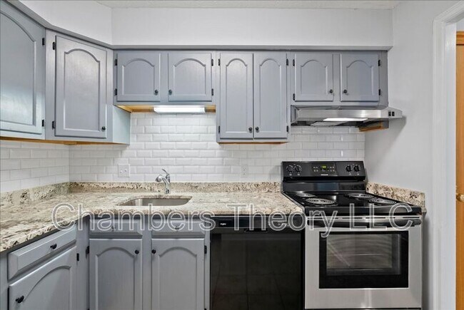 Photo - 1301 N Courthouse Rd Unidad 1516