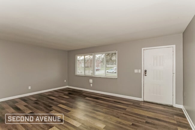 Photo - 940 Hollytree Dr