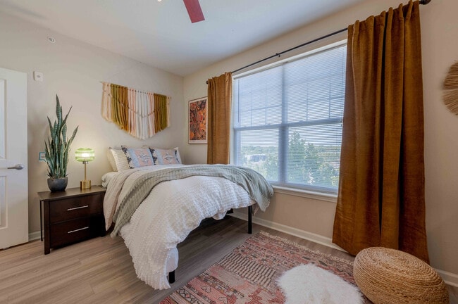 Park-on-Morton-Apartments-Near-Indiana-University-Bloomington-Fully-Furnished-Bedroom
