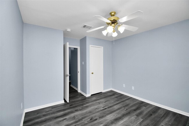 Photo - 10403 Shadow Oaks Dr