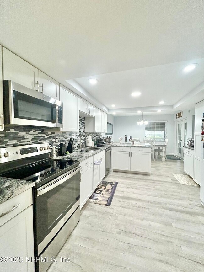 Photo - 7122 Cypress Cove Rd