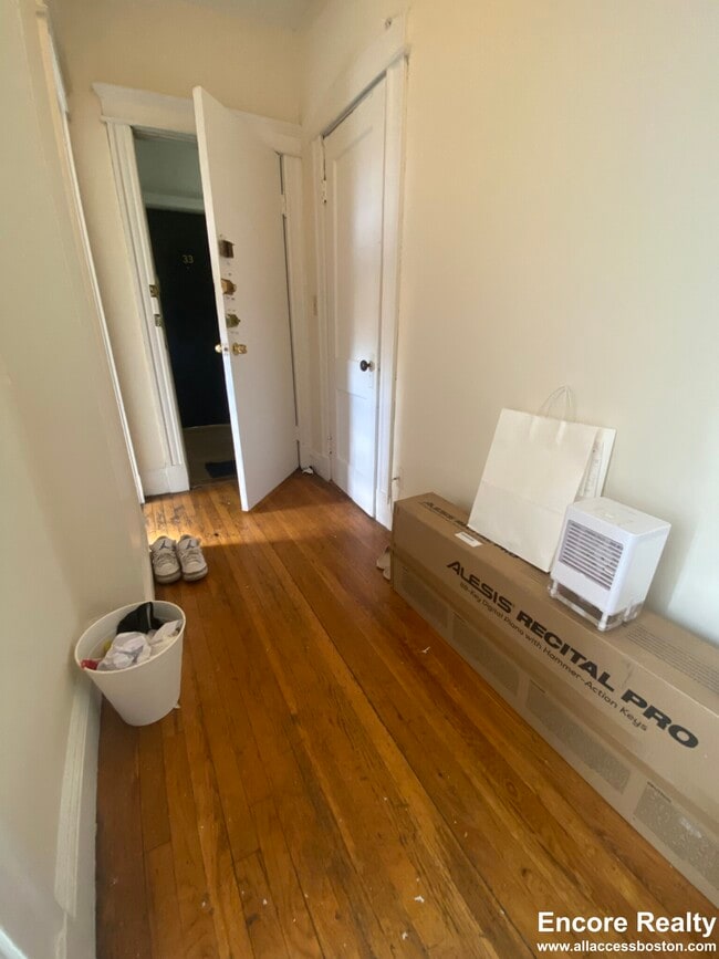 Photo - 1144 Commonwealth Ave Unit 32