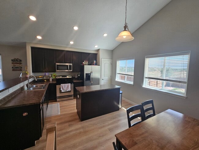 Photo - 7431 Willowdale Dr