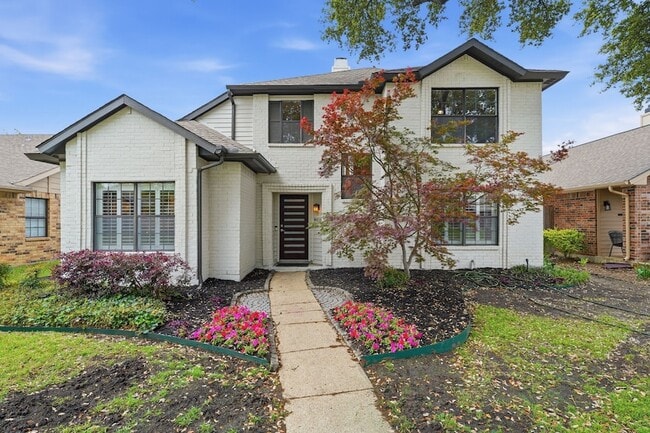 Building Photo - 4416 Odessa Dr