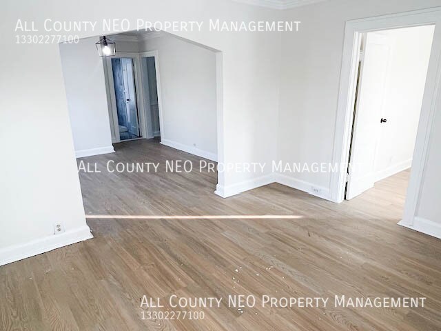 Photo - 4306 Buechner Ave Unit Down