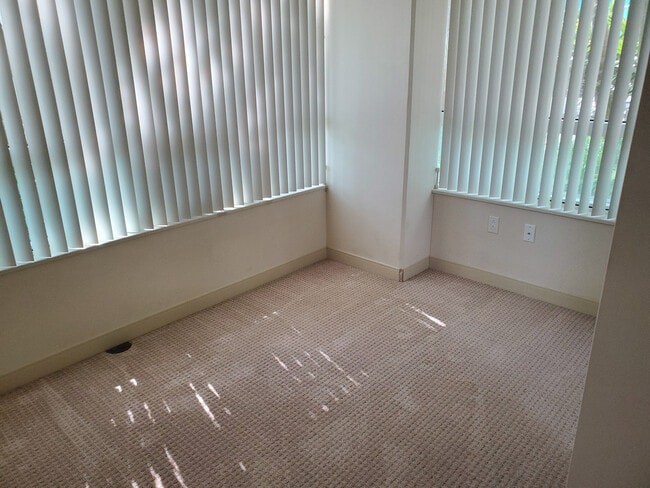 Photo - Beautifully Updated 2/2 with Parking! Unit 603