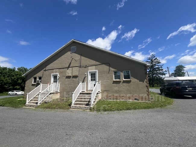 Photo - 10669 Jonestown Rd