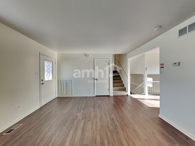 Photo - 2512 Labrecque Dr